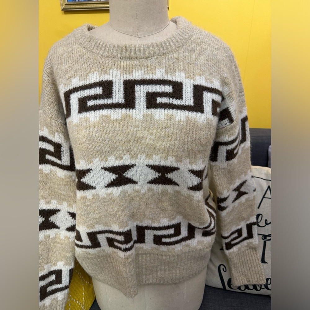 💣Trend‼️A.N.A ANA A New Approach Beige Aztec Sweater Women's size small